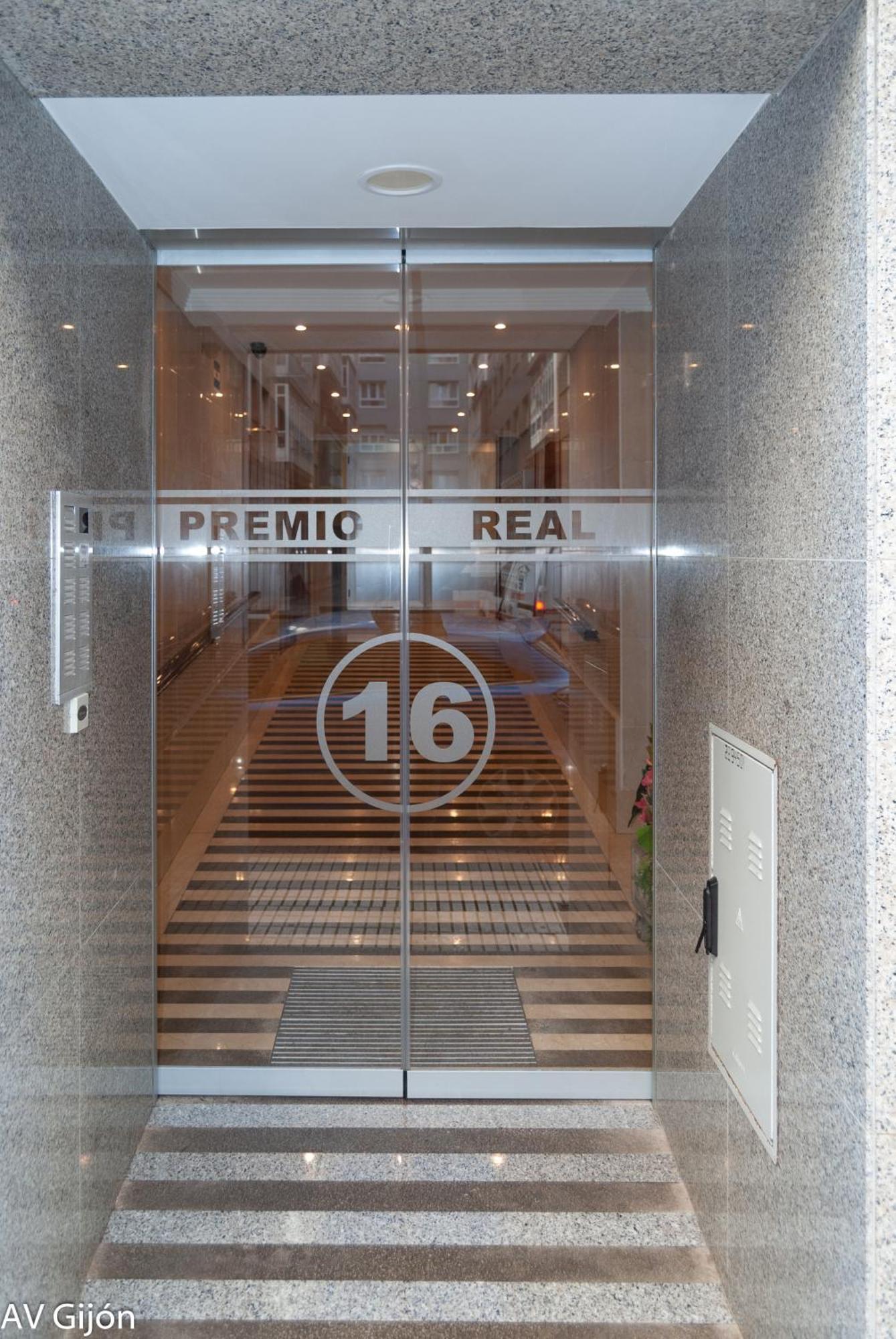 Av Premio Real 16 Leilighet Gijón Eksteriør bilde