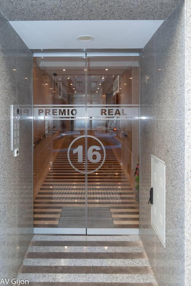 Av Premio Real 16 Leilighet Gijón Eksteriør bilde